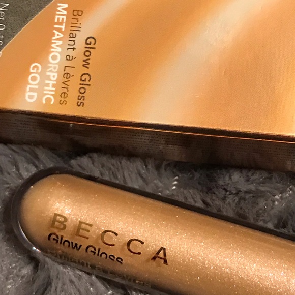 Becca Volcano Goddess Bundle - Picture 2 of 7